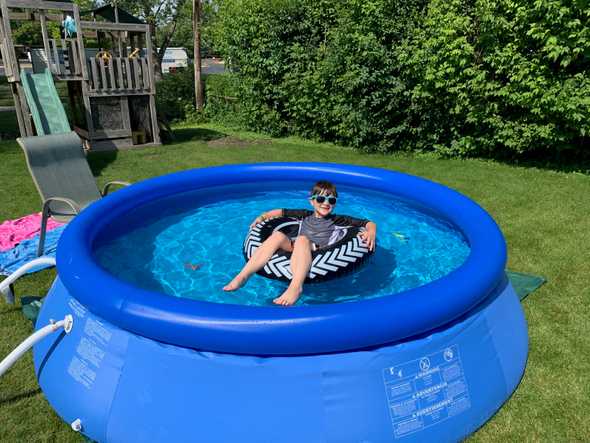 Colin in New Pool